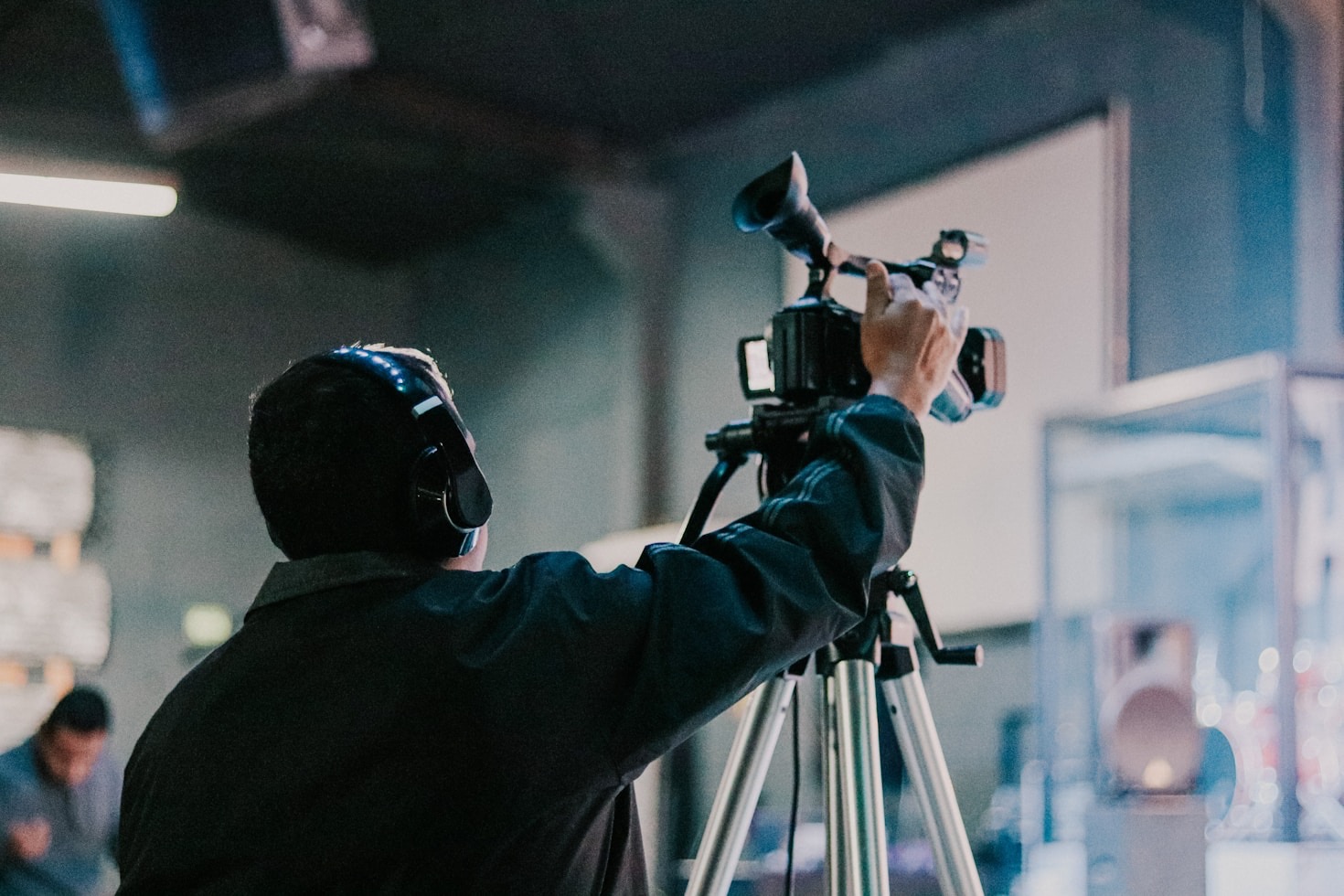 10 Reasons to Choose Professional Media Services